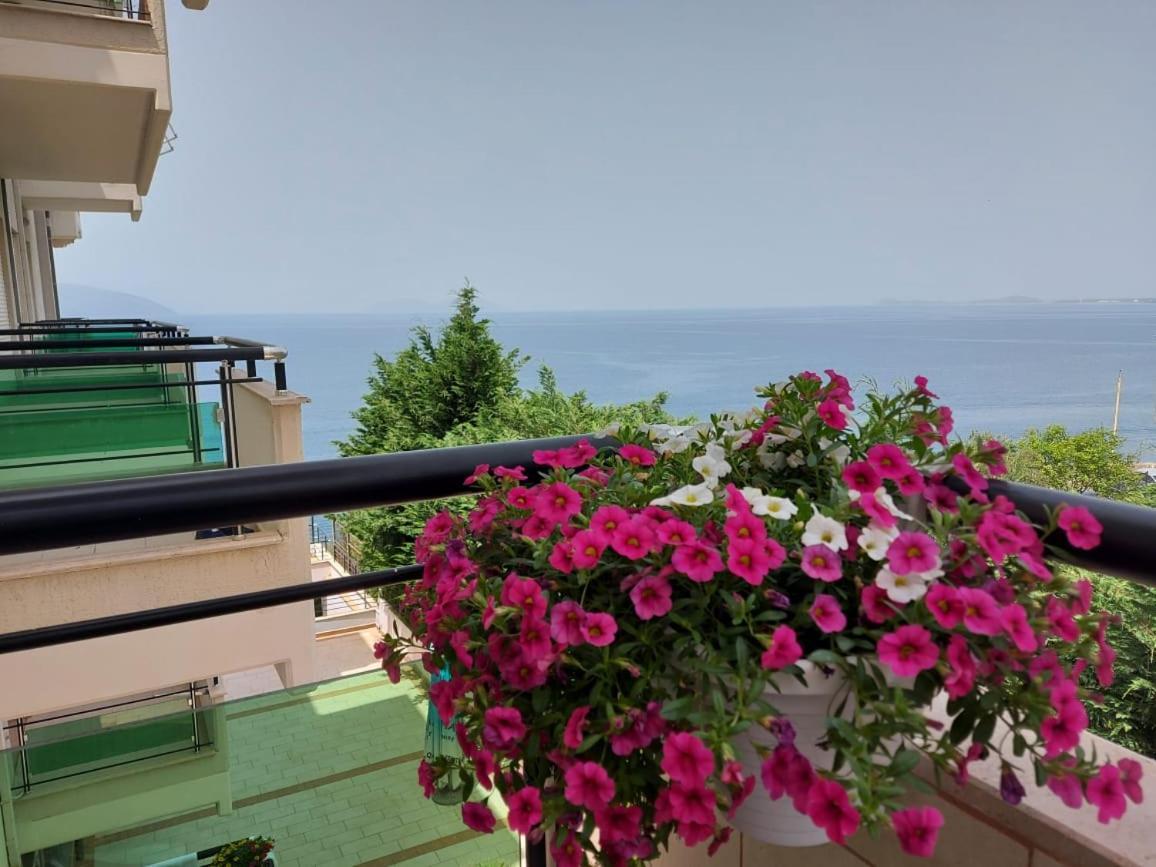 Darla Sea View Apartment Vlorë Habitación foto